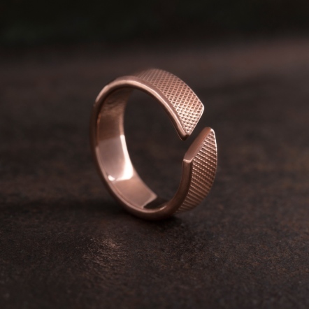 Embossed - Diamond Lattice Ring 4-5mm 菱格紋 斜口 戒指 中版