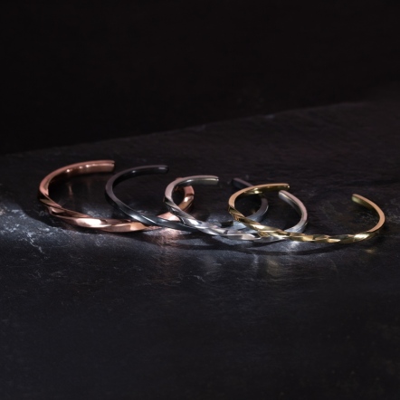 Flow & Twist Bangle 4mm 流水 手環 特寬版