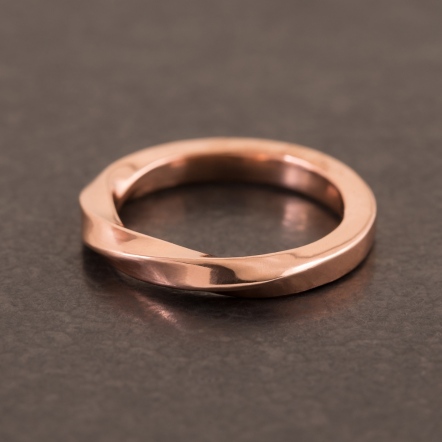 Flow Twist Ring - Square 2mm 流水 方 戒指 細版