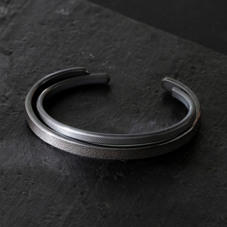 Embossed - Grained Leather Bangle 3.5mm 皮革紋 手環 中版