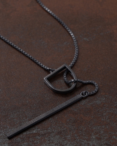 LOGO Y-Necklace 經典 LOGO 革紋Y字項鍊