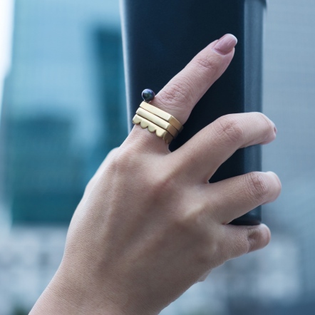 LOGO Signet Ring 經典 LOGO 戒指