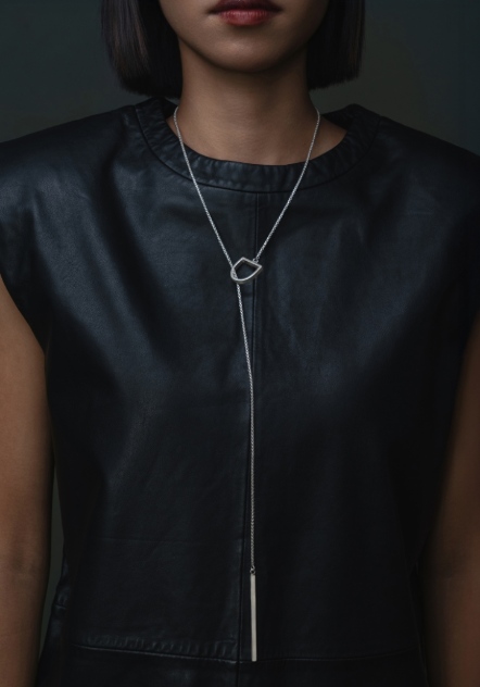 LOGO Y-Necklace 經典 LOGO 革紋Y字項鍊