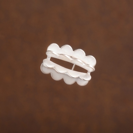 Misstache - Turn Oval Earring 鬍子小姐 轉 棗形 耳環