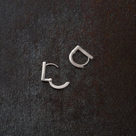 LOGO Hoop Earrings - small LOGO 圈型 小耳環