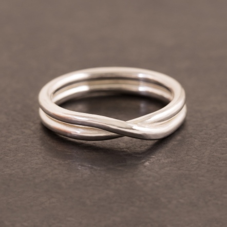 Infinite Ring 4mm 無限循環 戒指 中版