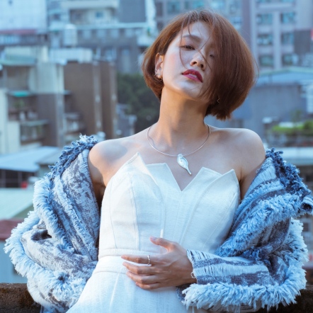 Bird pendant/necklace 鳥 金工手工墜飾項圈