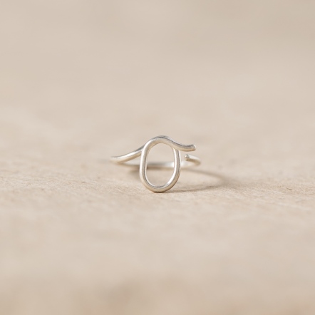 Chatter Ring O 手稿字母設計 O 戒指