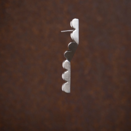 Misstache - Upset / Upturn Straight Galaxy Silver Short Earring 鬍子小姐 折 直式 星河銀短耳環