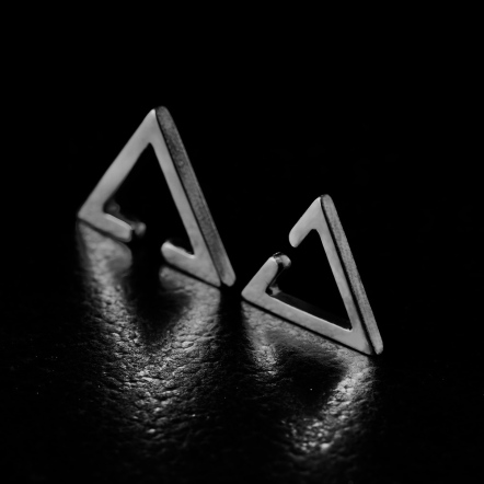 Constructivism Triangle EarCuff 結構主義 三角 耳扣