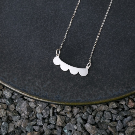 Misstache N.4 Pearl White Necklace 鬍子小姐 4號 珍珠白項鍊