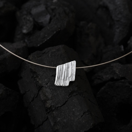 Calligraphy - Concealing Necklace 墨摺 藏拙 項圈
