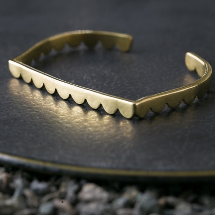Misstache Brass Bangle 鬍子小姐 經典 黃銅手環