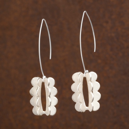 Misstache - Turn Drop Hook Earring 鬍子小姐 轉 掛枝 耳環