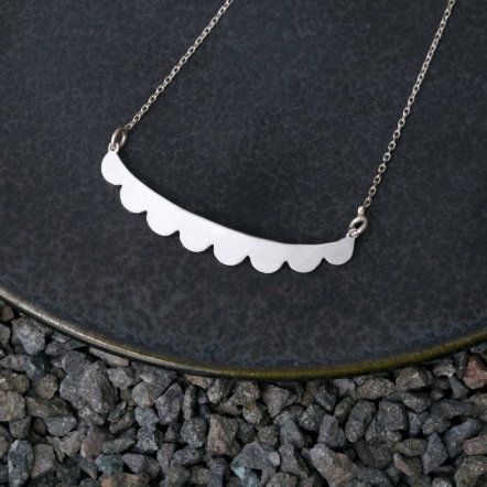 Misstache N.8 Pearl White Necklace 鬍子小姐 8號 珍珠白項鍊