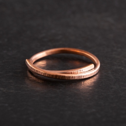 Embrace Open Ring 2mm 環抱 開放式 戒指 中版