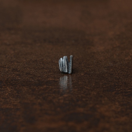 Calligraphy - Restraining Earstud NO.2 墨摺 藏鋒 NO.2 耳釘