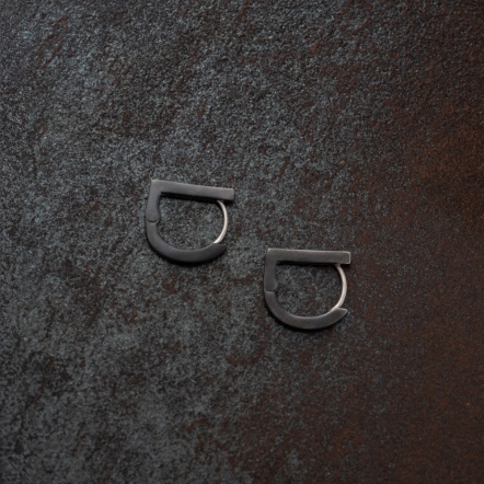 LOGO Hoop Earrings LOGO 圈型 耳環