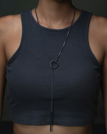 LOGO Y-Necklace 經典 LOGO 革紋Y字項鍊