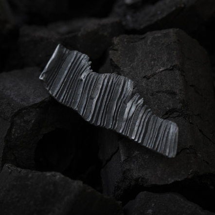 Calligraphy - Bleeding Brooch 墨摺 波瀾 胸針