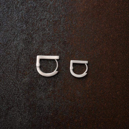 LOGO Hoop Earrings - small LOGO 圈型 小耳環