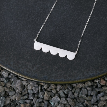 Misstache N.5 Necklace 鬍子小姐 5號 項鍊