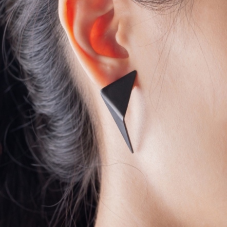Minimalism Sculptural Earring No.2  低限主義 地景耳環2號  (單只）