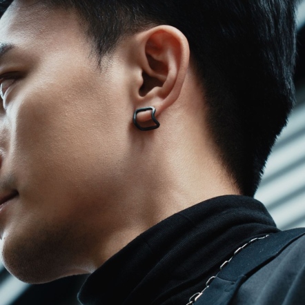 Edge Bending No.2 Earrings 框折 NO.2 耳環