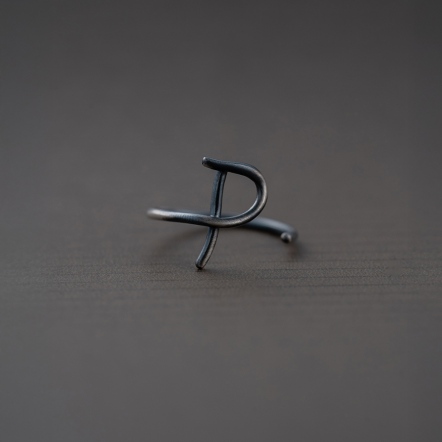 Chatter Ring P 手稿字母設計 P 戒指