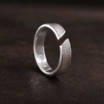 Embossed - Leather Grain Ring 4-5mm 皮革紋 斜口 戒指 中版