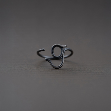 Chatter Ring G 手稿字母設計 G 戒指